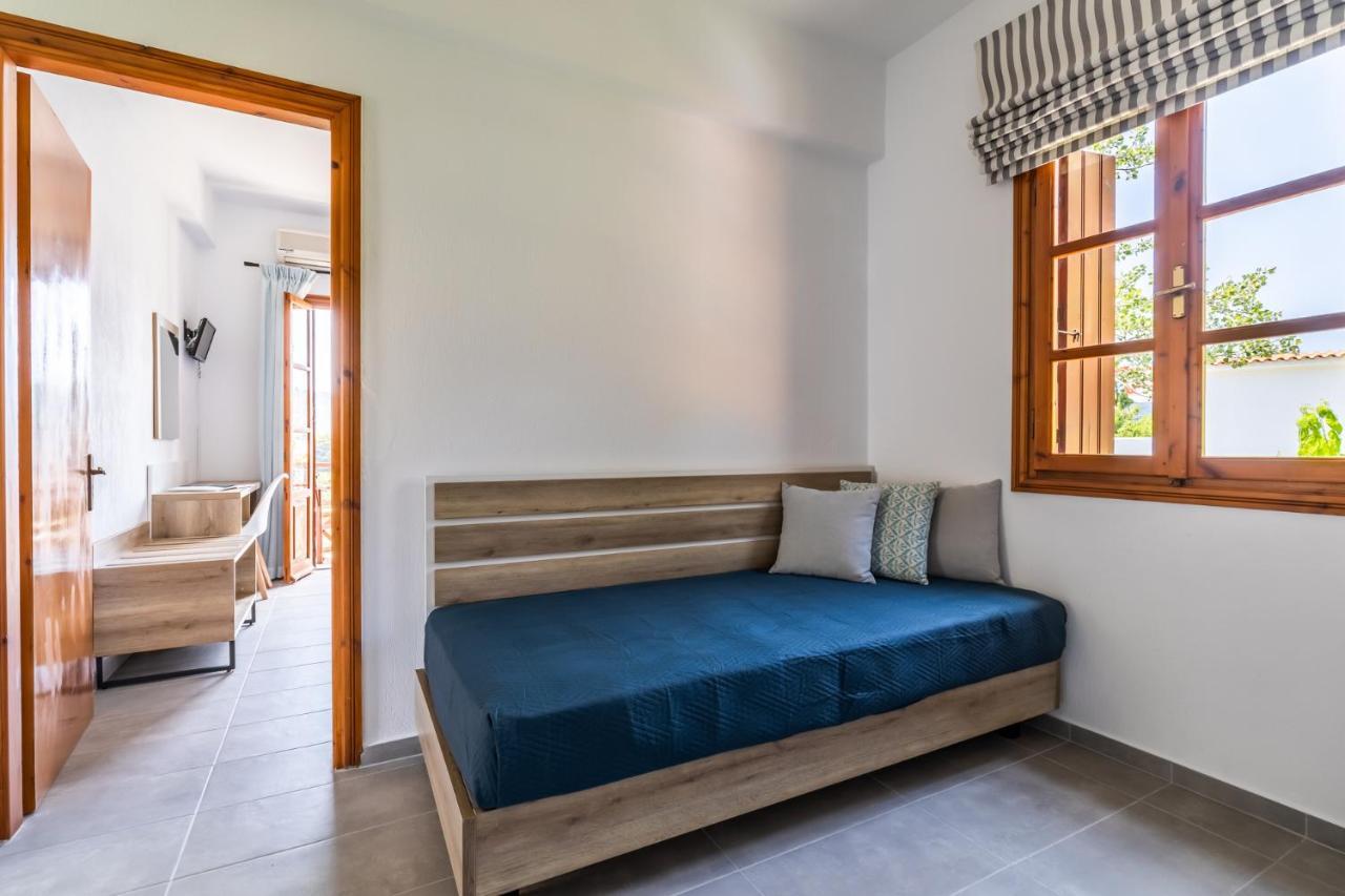 Ferienwohnung Nepheles Skopelos Exterior foto