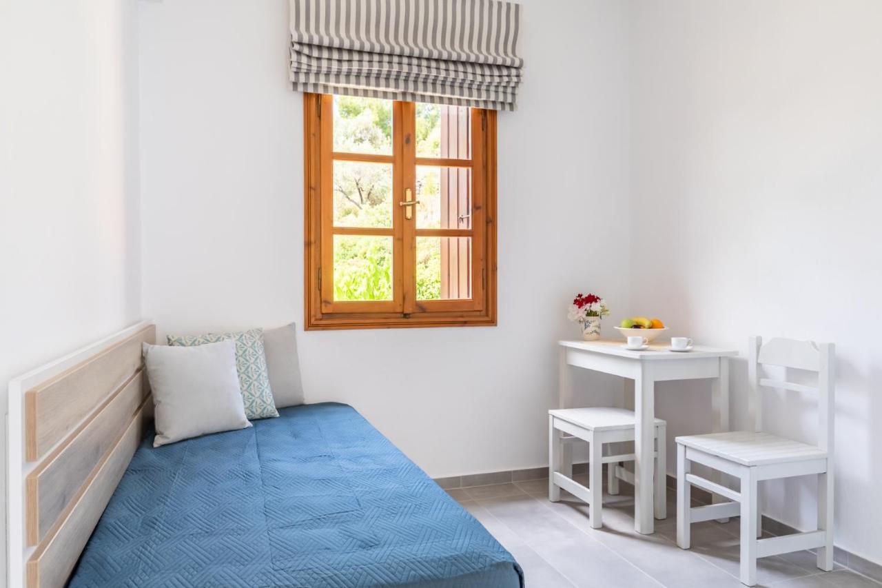 Ferienwohnung Nepheles Skopelos Exterior foto
